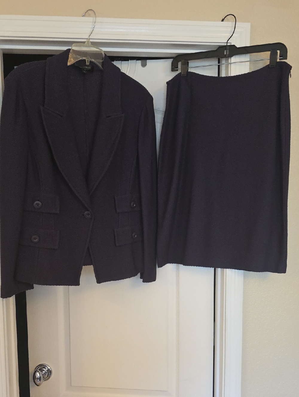 St John Knit Eggplant Two-Piece Skirt Suit - Classic Blazer & Pencil Skirt